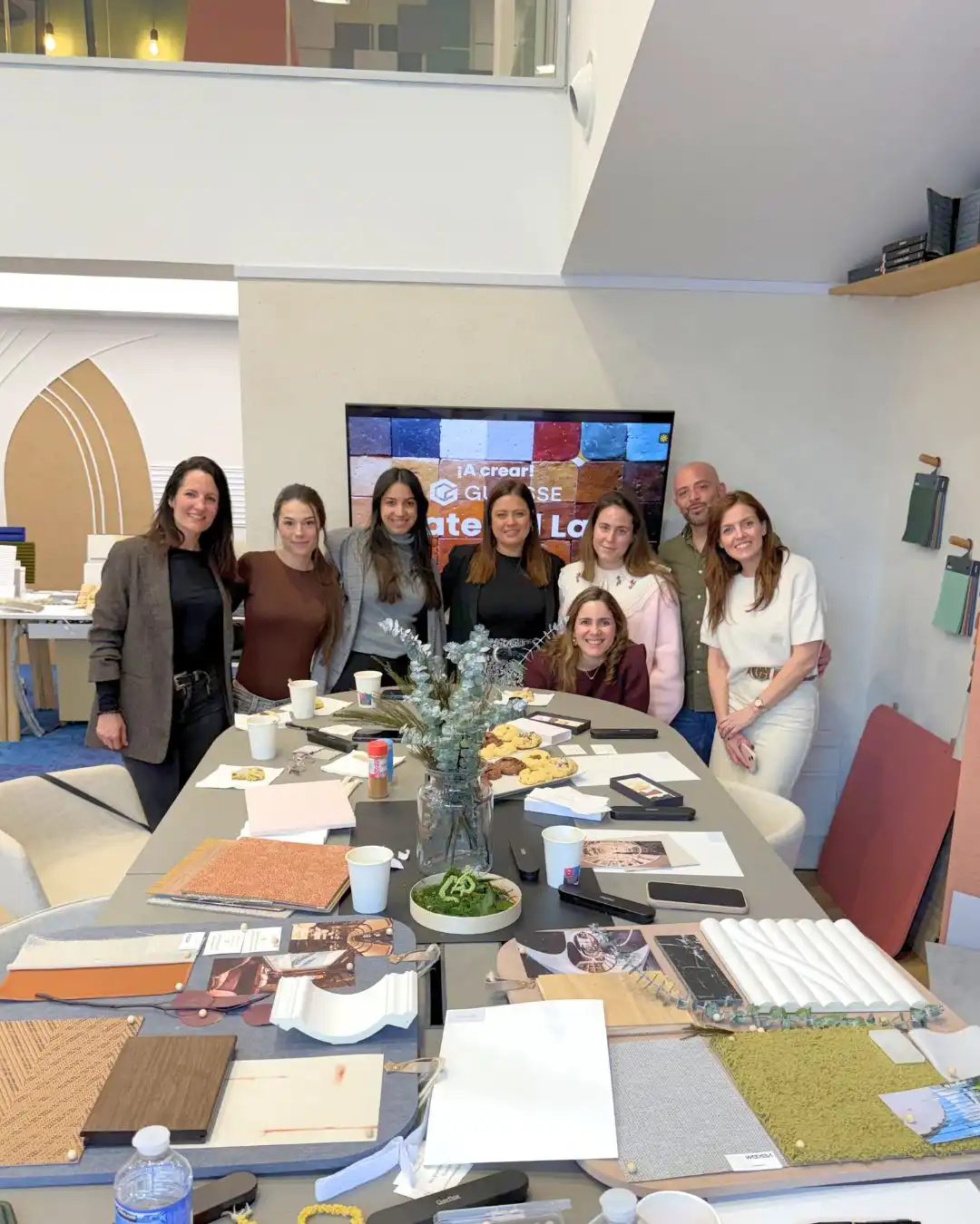 Arquitectos e interioristas participando en Material LAB de Gutisse en Madrid